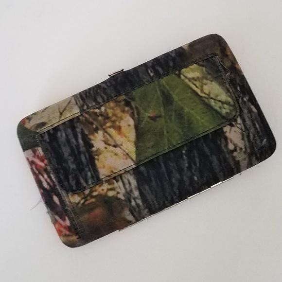 Boho Sequin Skull Camo Clutch Wallet - Picture 4 of 5
